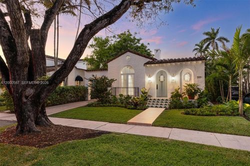 909 Roderigo Ave, Coral Gables, FL, 33134-6443 | Card Image
