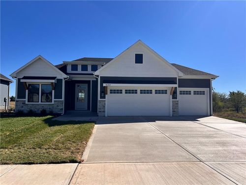16367 Baxter St, Gardner, KS, 66030-2239 | Card Image