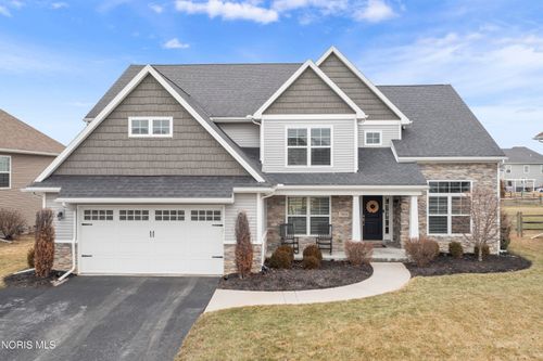 7900 Iron Horse Rd, Monclova, OH, 43542-6707 | Card Image