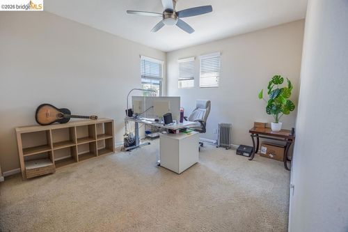 687 Flemish Ct, Brentwood, CA, 94513-5621 | Card Image