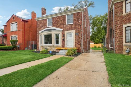18011 Cherrylawn St, Detroit, MI, 48221-2509 | Card Image