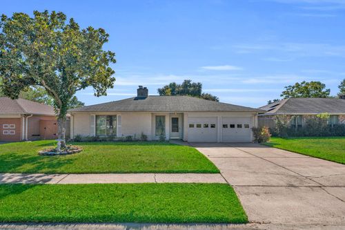 11203 Vanderford Dr, Houston, TX, 77099-4663 | Card Image