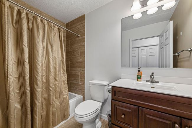 22 Bathroom.jpg | Image 23