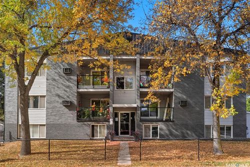 2a-833 Av B N, Saskatoon, SK, S7L1E6 | Card Image