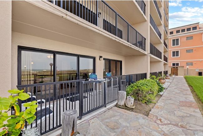 APT-103 - 4300 Gulf Blvd, Condo with 2 bedrooms, 2 bathrooms and null parking in South Padre Island TX | Image 7