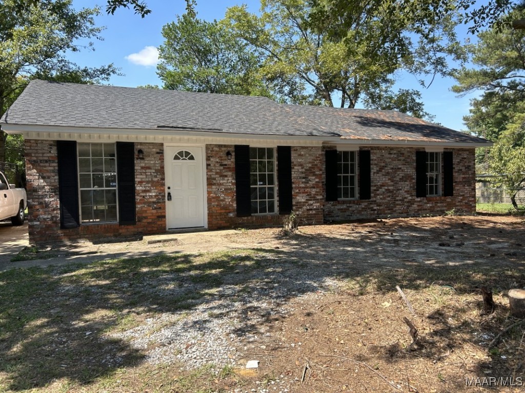 Pinebrook Dr, Montgomery, AL 36117
