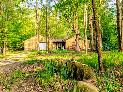 6779 S Woods Trl, Custer, MI, 49405-8702 | Card Image