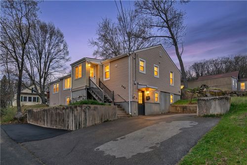 204 Talcott St, Woonsocket, RI, 02895-6740 | Card Image