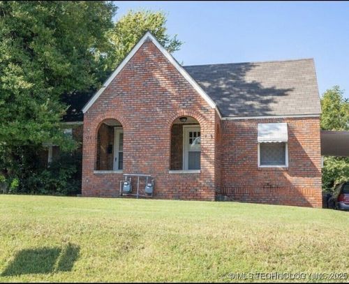 928 Louisville Ave, Tulsa, OK, 74112-3926 | Card Image