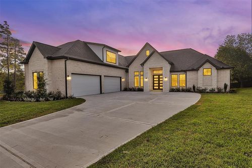 11401 E Zoe Loop Dr, Montgomery, TX, 77316-5435 | Card Image