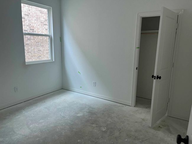 14118 Gallatin St, House other with 5 bedrooms, 4 bathrooms and null parking in Pilot Point TX | Image 14