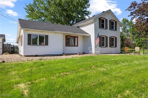 43983 State Route 18, Wellington, OH, 44090-9681 | Card Image