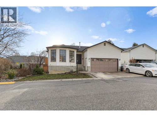 38-555 Glenmeadows Rd, Kelowna, BC, V1V1V5 | Card Image