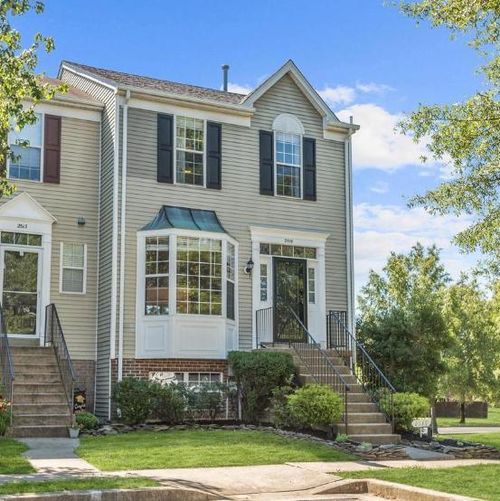 2515 Weston Ct, CROFTON, MD, 21114-3223 | Card Image
