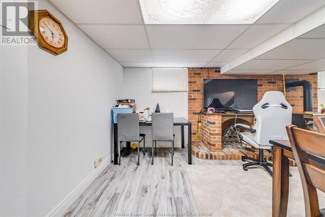 1418 Pillette Rd, House other with 3 bedrooms, 2 bathrooms and null parking in Windsor ON | Image 36