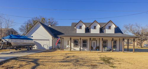 4000 Sioux Ct, Granbury, TX, 76048-6177 | Card Image