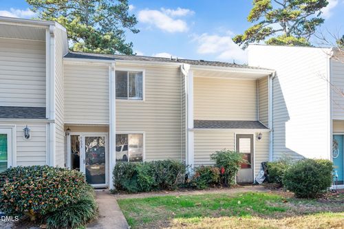4603 Edwards Mill Rd, Raleigh, NC, 27612-4401 | Card Image