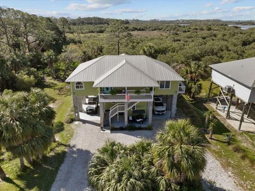 16380 Hodges Ave, Cedar Key, FL, 32625-4688 | Card Image