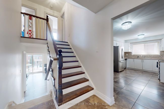 17 Jardine St, House other with 6 bedrooms, 4 bathrooms and 2 parking in Brampton ON | Image 30