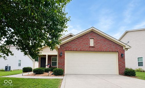 155 Thistlewood Dr, Greenfield, IN, 46140-2938 | Card Image