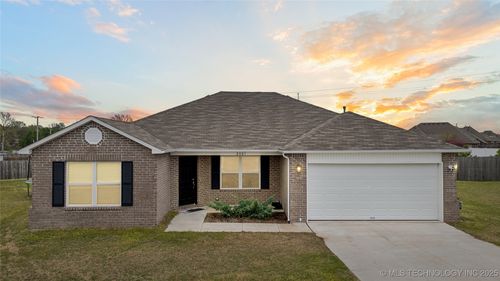 2021 S 14th Street, Broken Arrow, OK, 74012 | Card Image