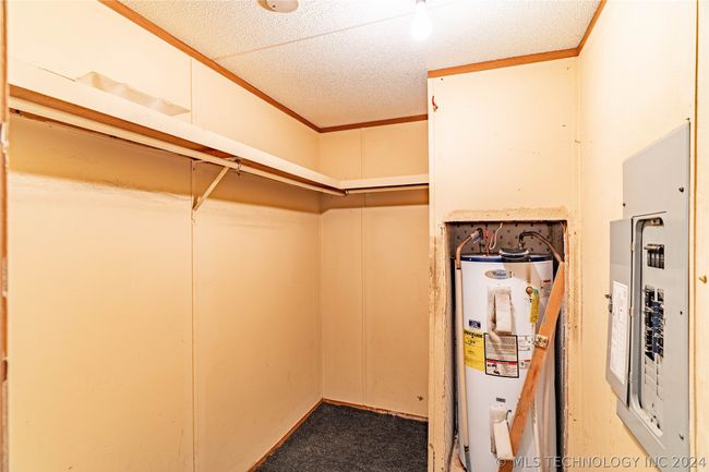 47020 W Highway 66, House other with 3 bedrooms, 2 bathrooms and null parking in Depew OK | Image 26