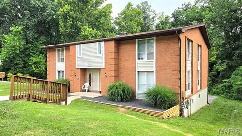 d-2752 Blackforest Drive, St Louis, MO, 63129 | Card Image