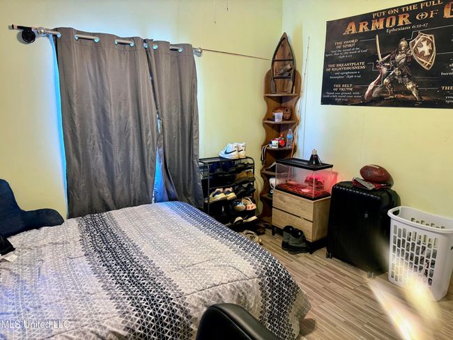 Guest Bedroom | Image 33