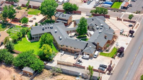 985 W Utah Ave, Hildale, UT, 84784-7709 | Card Image