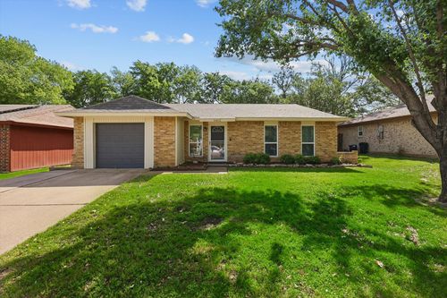 5412 Prince Dr, Lake Dallas, TX, 75065-2652 | Card Image