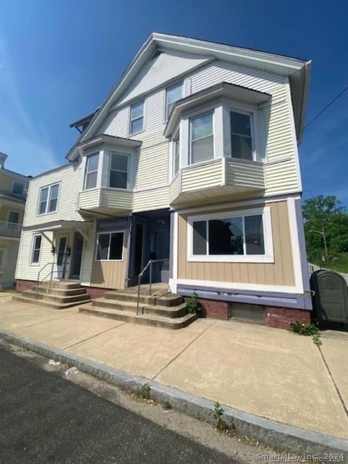 22-26 Hunters Avenue, Norwich, CT, 06380 | Card Image