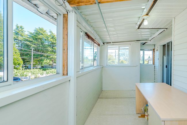 6074 Sherbrooke St, House other with 6 bedrooms, 4 bathrooms and 2 parking in Vancouver BC | Image 13