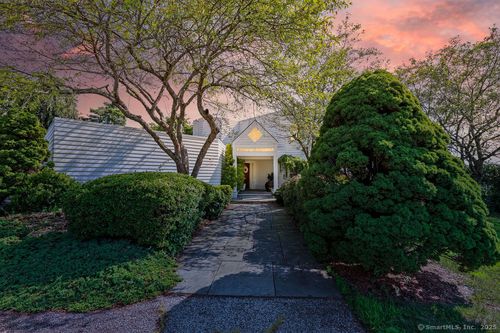 130 Ferncliff Dr, West Hartford, CT, 06117-1000 | Card Image