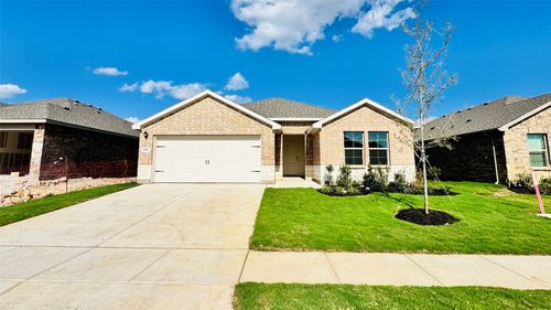 544 Marsh St, Cleburne, TX, 76033-5075 | Card Image