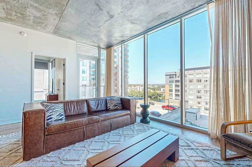 1210-48 East Ave, Austin, TX, 78701-4317 | Card Image