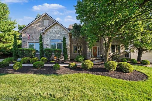 20143 Kylemore Dr, Strongsville, OH, 44149-0928 | Card Image