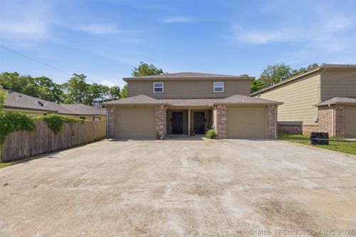 1407 W Haskell St, Claremore, OK, 74017-5330 | Card Image