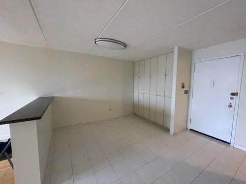 apt-306-5745 74th St, Middle Village, NY, 11379-5204 | Card Image