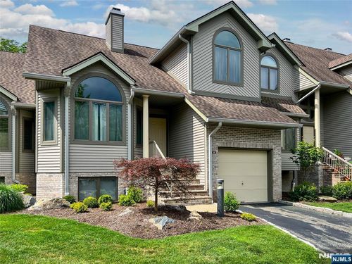 215 Beech Ct, Norwood, NJ, 07648-2006 | Card Image