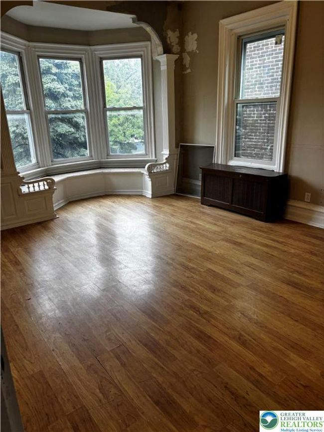 2 - 220 N 4 Th St, Condo with 5 bedrooms, 2 bathrooms and null parking in Allentown PA | Image 15