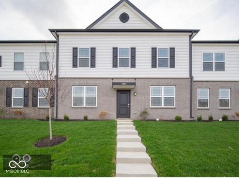 6301 Rhinecliff Dr, Whitestown, IN, 46075-7596 | Card Image