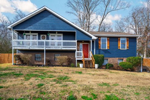 8115 Savannah Hills Dr, Ooltewah, TN, 37363-9103 | Card Image