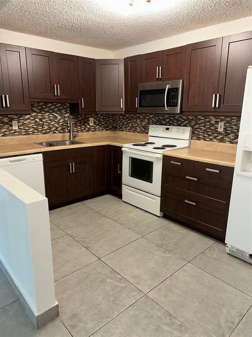 apt-103-4117 Nw 88th Ave, Coral Springs, FL, 33065-1875 | Card Image