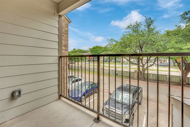 APT-211 - 6108 Abrams Rd, Condo with 2 bedrooms, 1 bathrooms and null parking in Dallas TX | Image 14