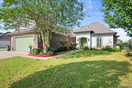16475 Pascal Dr, Prairieville, LA, 70769-5870 | Card Image