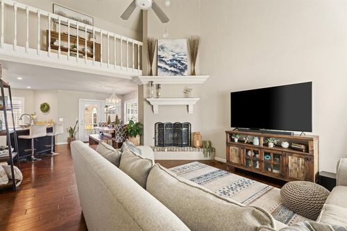 1812 Honeysuckle Lane, Oklahoma City, OK, 73130 | Card Image