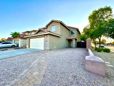 7784 N 58th Lane, House other with 5 bedrooms, 3 bathrooms and null parking in Glendale AZ | Image 3