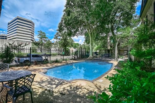 apt-112-4515 Briar Hollow Pl, Houston, TX, 77027-9709 | Card Image