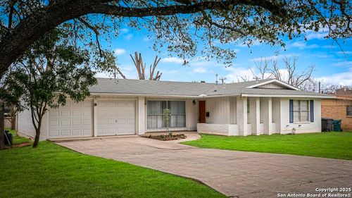 2119 Flamingo Dr, San Antonio, TX, 78209-2033 | Card Image