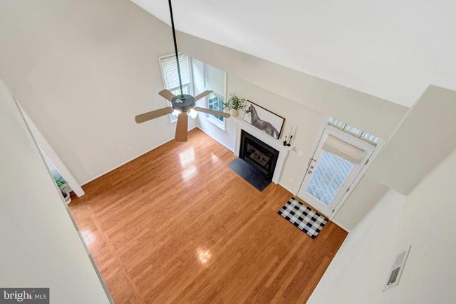13717 Currant Loop, Townhouse with 3 bedrooms, 3 bathrooms and null parking in GAINESVILLE VA | Image 39